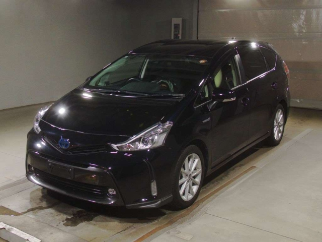 TOYOTA PRIUS ALPHA 2020