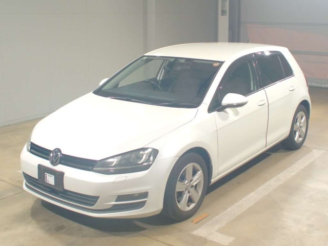 VOLKSWAGEN GOLF 2015