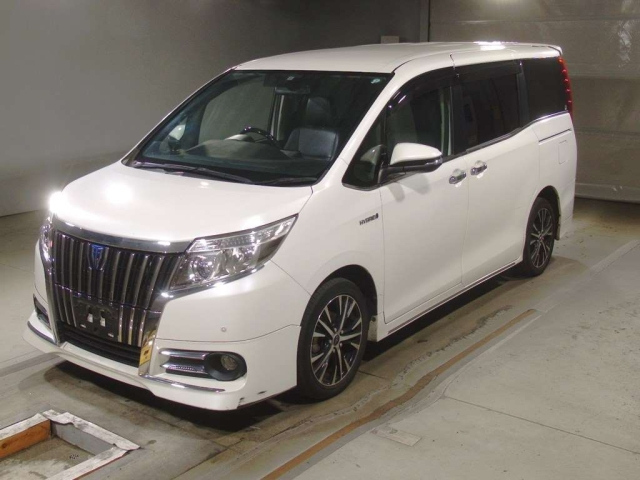 TOYOTA ESQUIRE 2015
