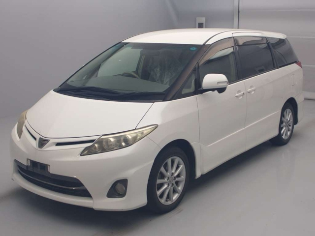 TOYOTA ESTIMA 2010