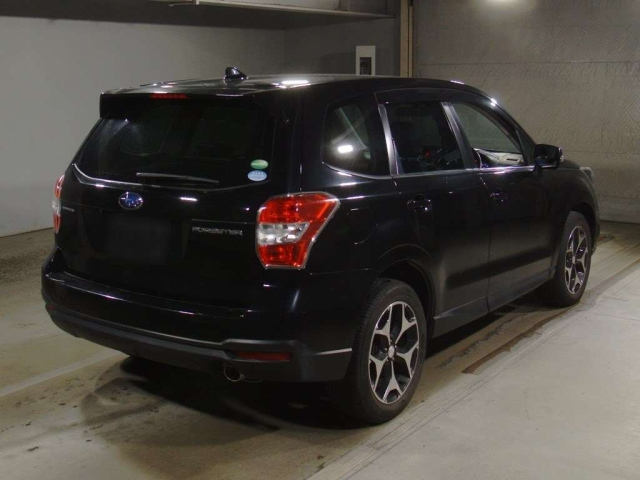 SUBARU FORESTER 2015