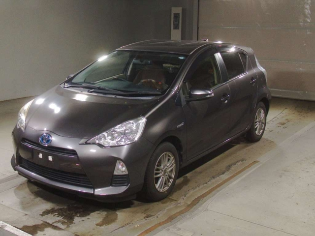 TOYOTA AQUA 2014