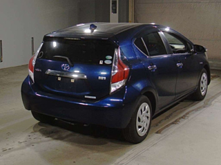 TOYOTA AQUA 2016