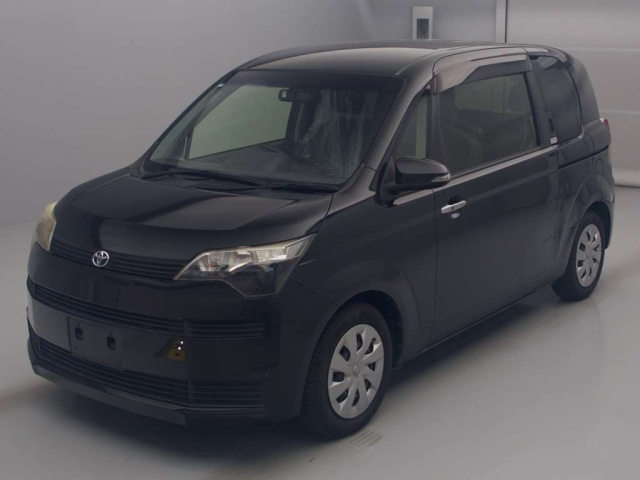 TOYOTA SPADE 2012