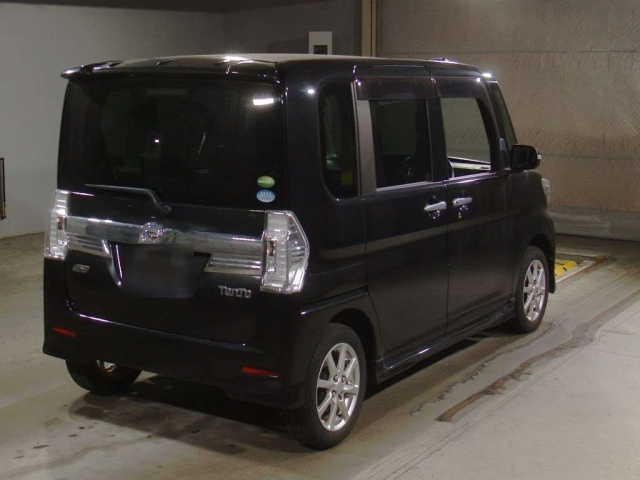 DAIHATSU TANTO 2014