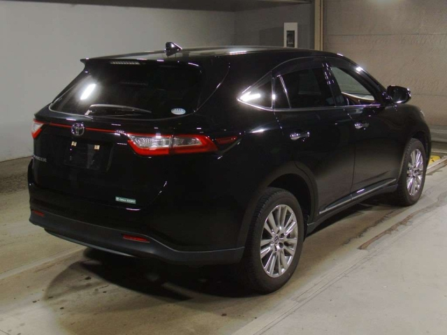 TOYOTA HARRIER 2018