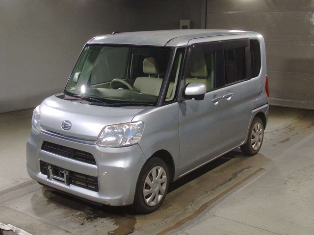 DAIHATSU TANTO 2016