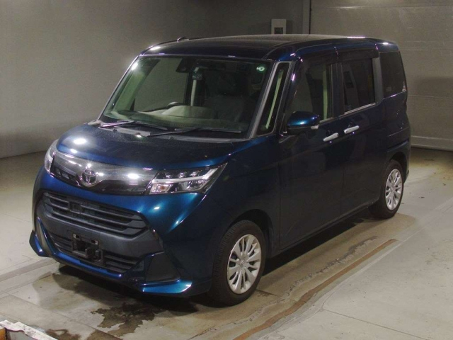 TOYOTA TANK 2018