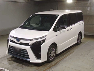 TOYOTA VOXY 2018