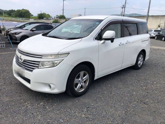 NISSAN ELGRAND 2010