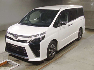TOYOTA VOXY 2020