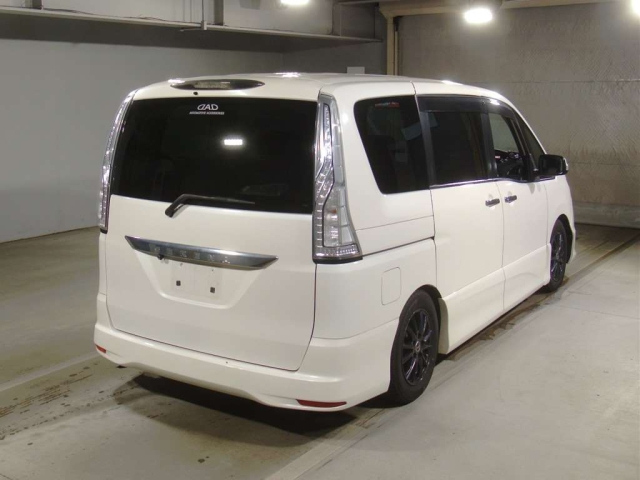 NISSAN SERENA 2014