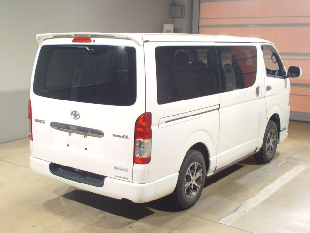 TOYOTA HIACE VAN 2014