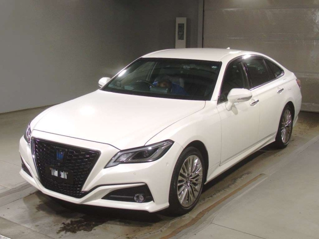 TOYOTA CROWN 2020