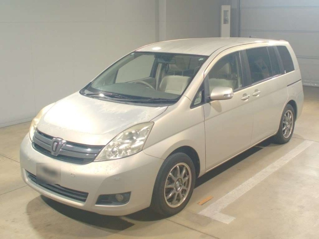 TOYOTA ISIS 2011