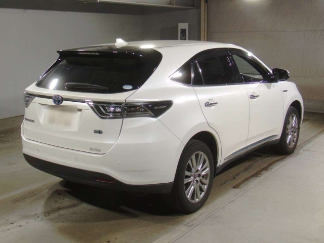 TOYOTA HARRIER 2017