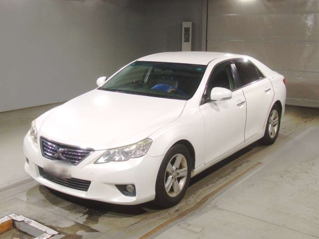 TOYOTA MARK X 2011
