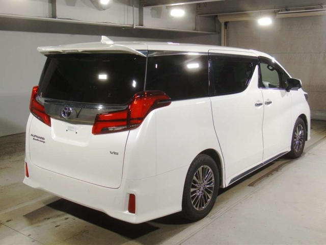 TOYOTA ALPHARD 2018