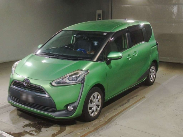 TOYOTA SIENTA 2016