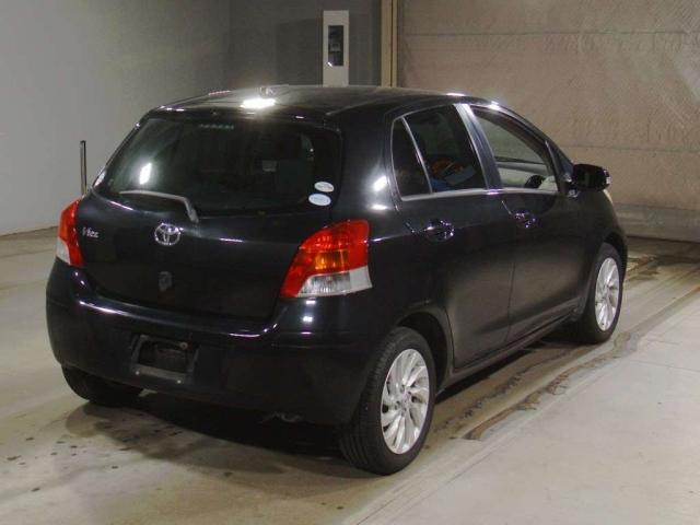 TOYOTA VITZ 2008