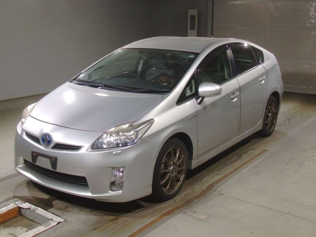 TOYOTA PRIUS 2011
