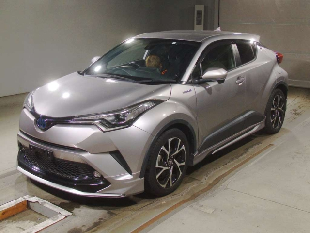 TOYOTA C-HR 2018