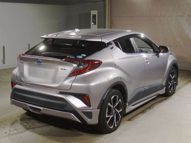 TOYOTA C-HR 2018