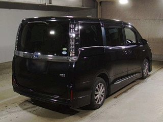 TOYOTA VOXY 2015