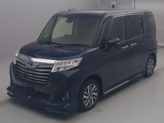 TOYOTA ROOMY 2018
