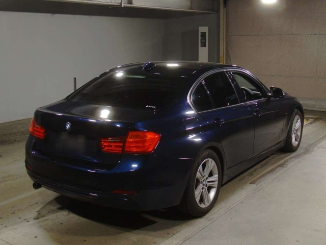 BMW 3 SERIES 2013