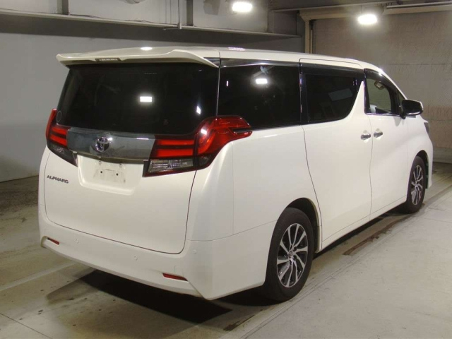 TOYOTA ALPHARD 2015