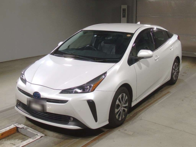 TOYOTA PRIUS 2021