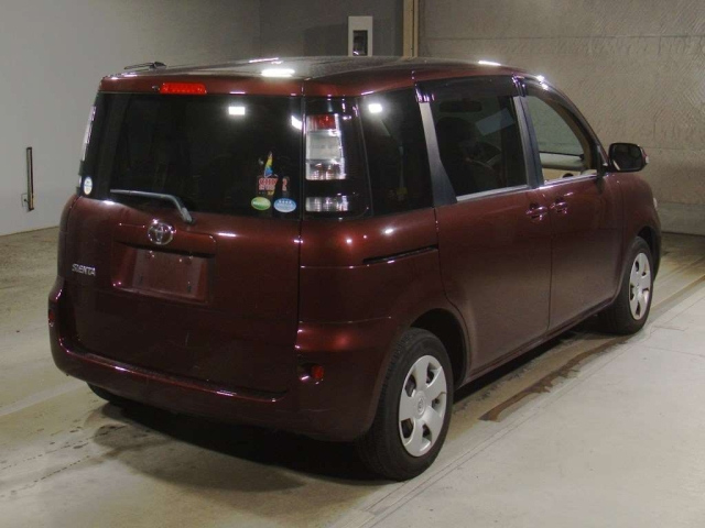 TOYOTA SIENTA 2014