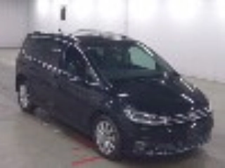 Заказать VOLKSWAGEN GOLF TOURAN