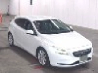Заказать VOLVO V40
