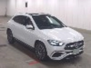 Заказать MERCEDES BENZ GLA CLASS