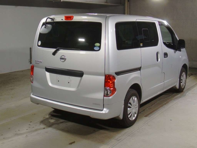 NISSAN NV200 2012