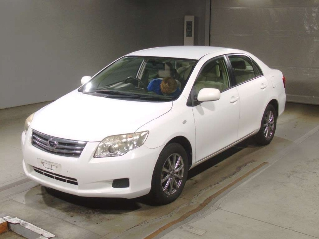 TOYOTA COROLLA AXIO 2011