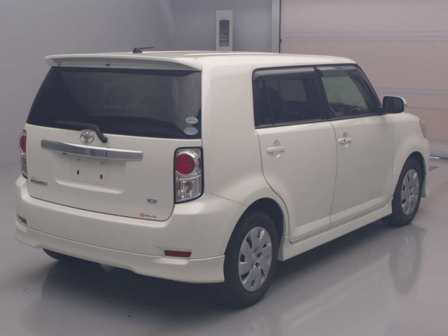 TOYOTA COROLLA RUMION 2013