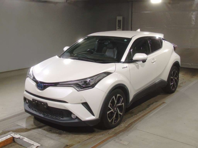 TOYOTA C-HR 2017