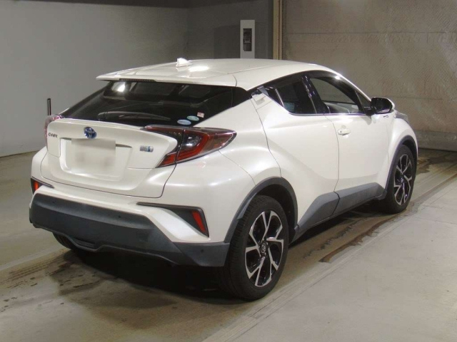 TOYOTA C-HR 2017