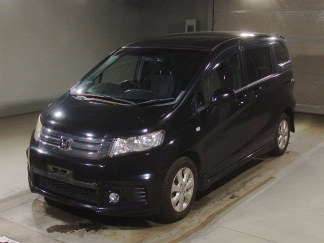 HONDA FREED 2011