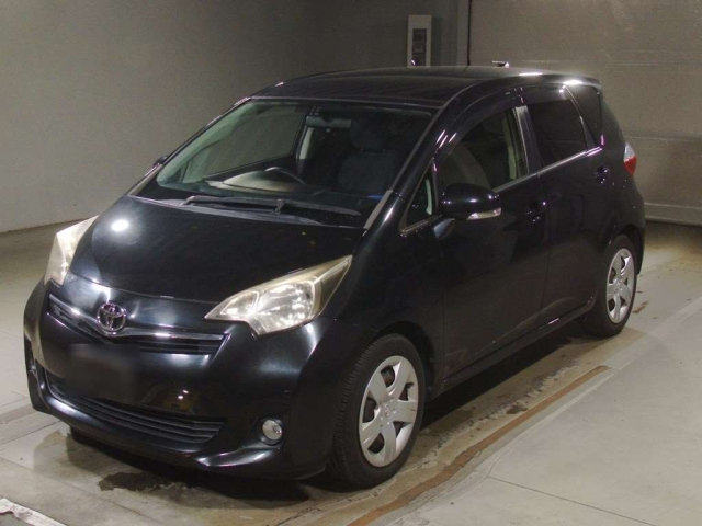 TOYOTA RACTIS 2012