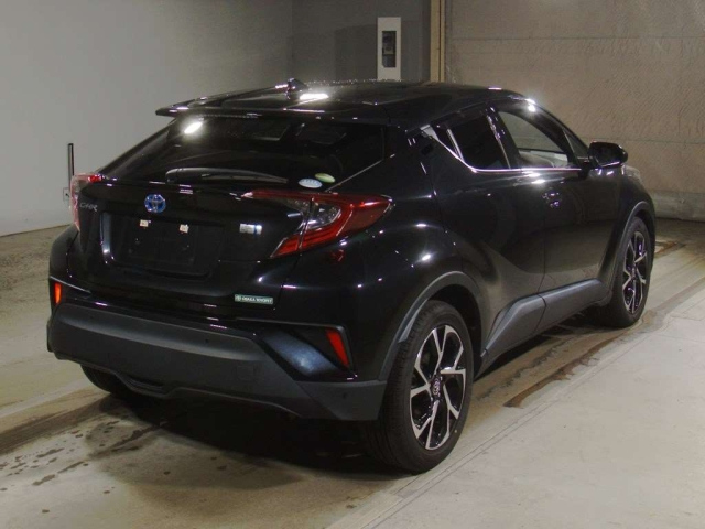 TOYOTA C-HR 2018