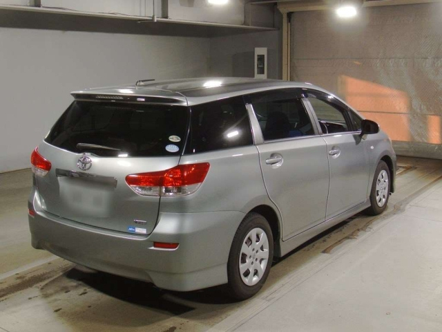 TOYOTA WISH 2009
