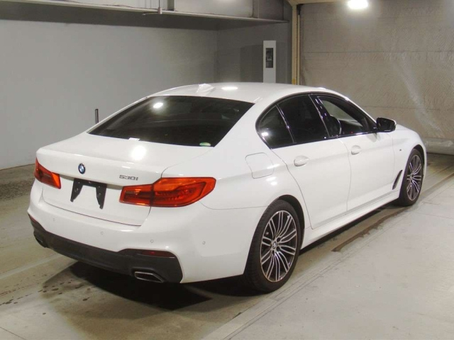 BMW 5 SERIES 2019