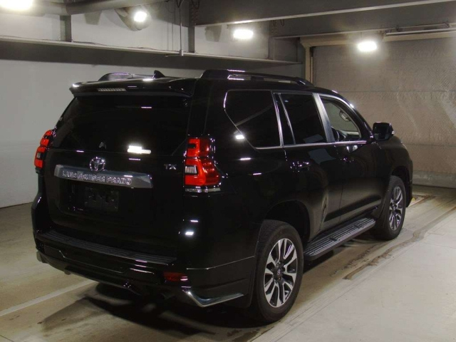 TOYOTA LAND CRUISER PRADO 2022