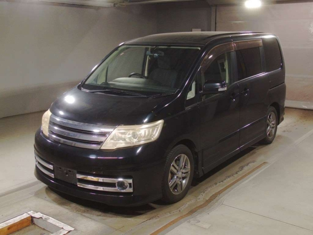NISSAN SERENA 2010