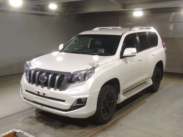 TOYOTA LAND CRUISER PRADO 2016