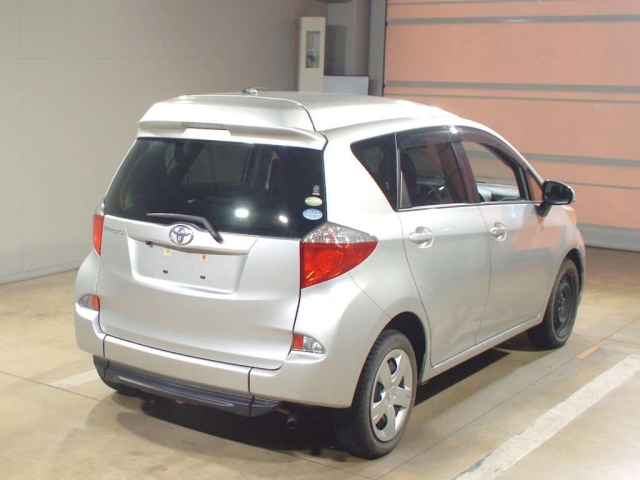 TOYOTA RACTIS 2011